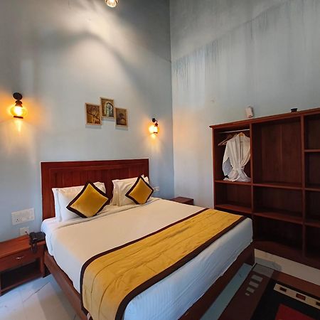Hill Crest Resort - Coorg Madikeri Exteriör bild