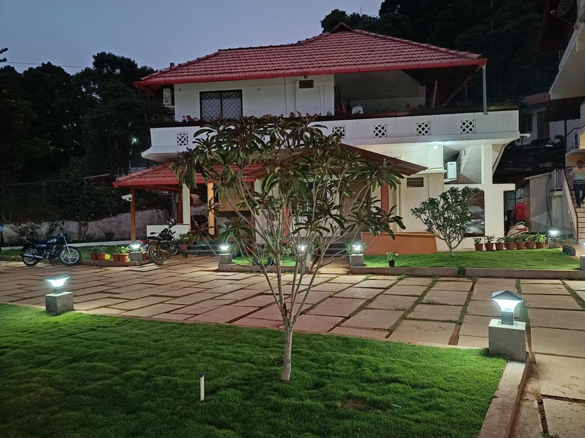 Hill Crest Resort - Coorg Madikeri Exteriör bild