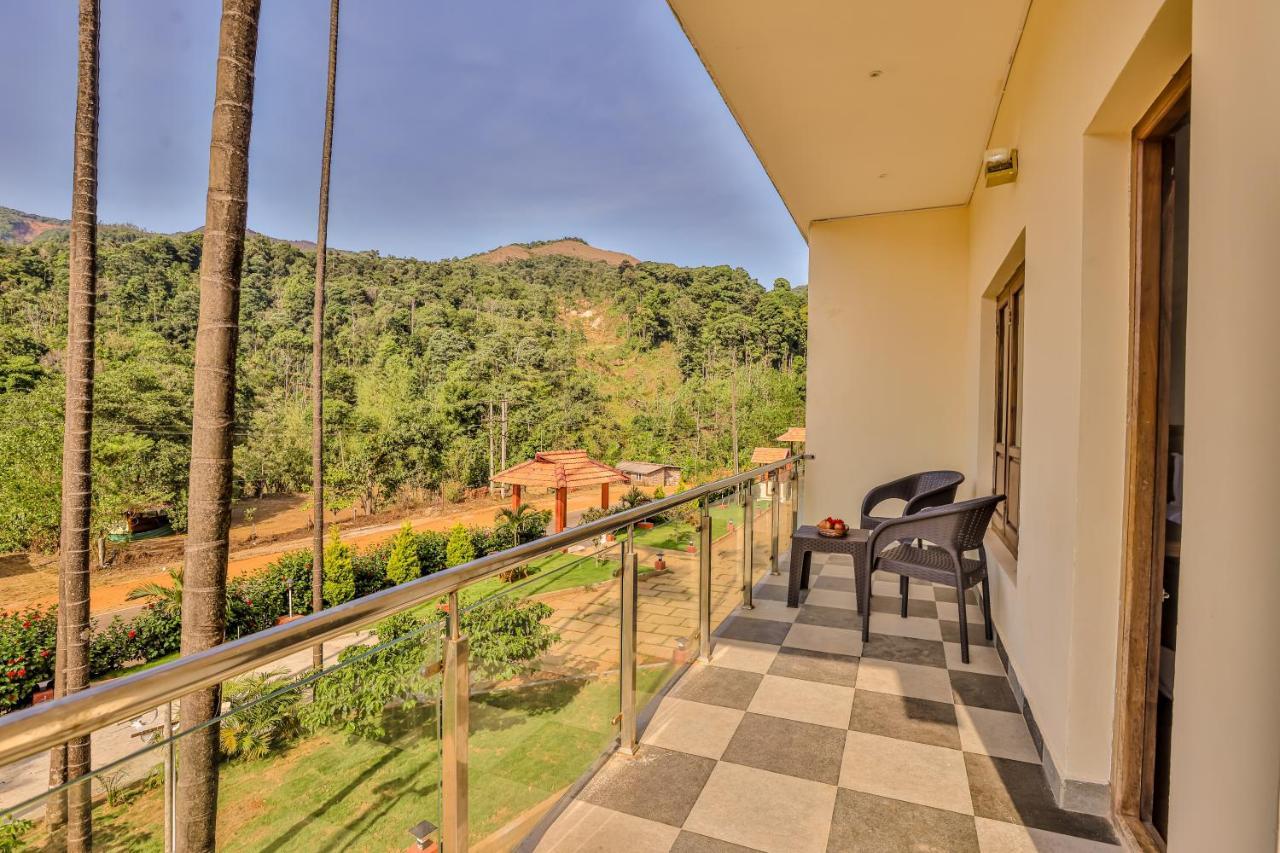 Hill Crest Resort - Coorg Madikeri Exteriör bild