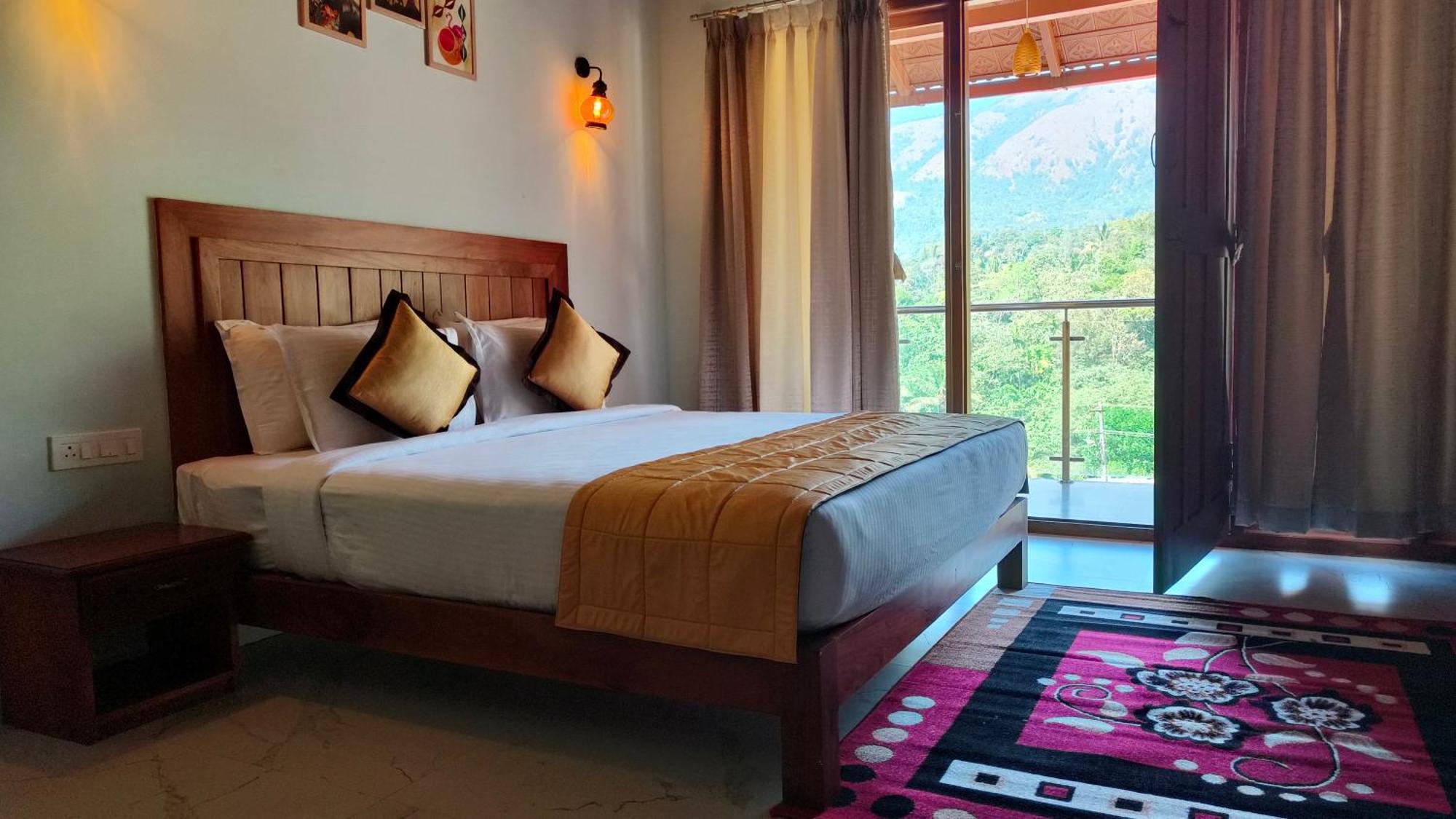 Hill Crest Resort - Coorg Madikeri Exteriör bild