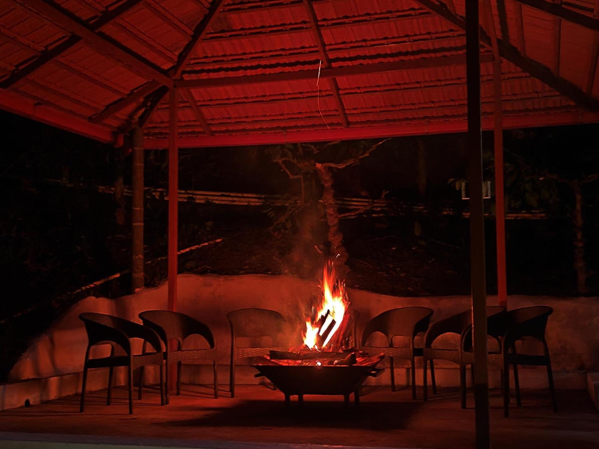 Hill Crest Resort - Coorg Madikeri Exteriör bild