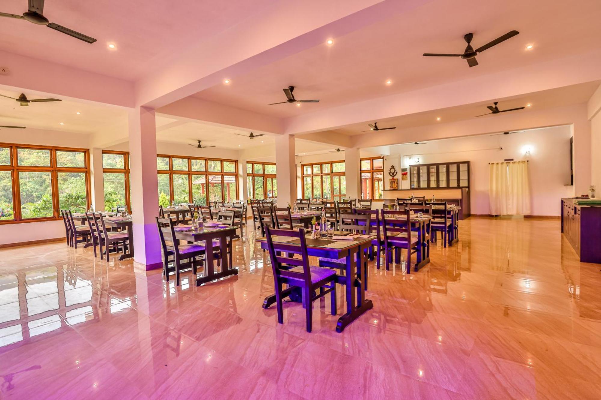 Hill Crest Resort - Coorg Madikeri Exteriör bild