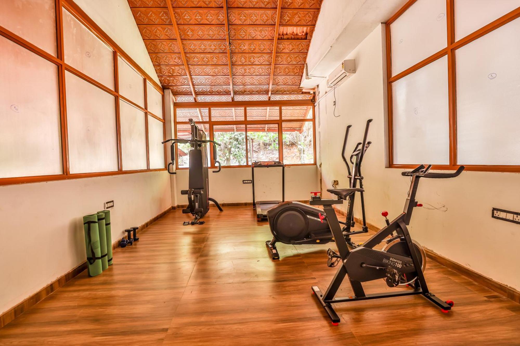 Hill Crest Resort - Coorg Madikeri Exteriör bild